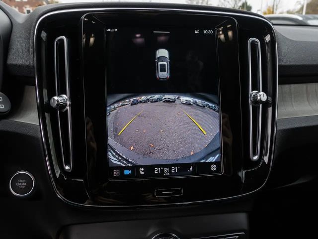 Volvo XC40 Dark Plus