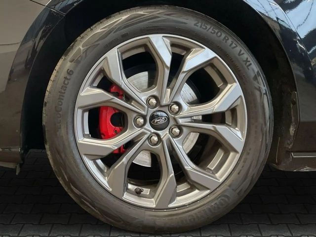 Ford Focus EcoBoost ST Line