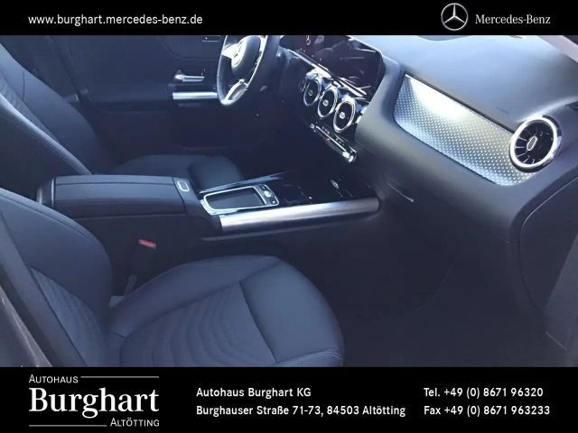 Mercedes-Benz B 200 Progressive Sedan