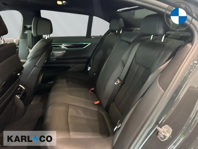 BMW 730 730d M-Sport Sedan xDrive
