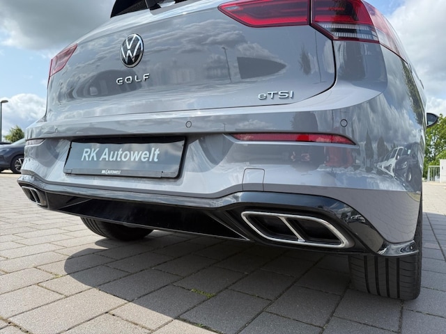 Volkswagen Golf 1.5 eTSI Golf VIII R-Line