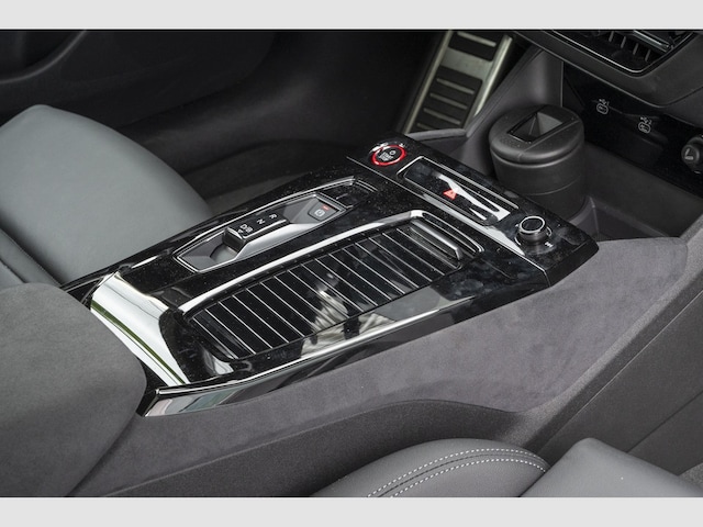 Audi A6 e-tron Avant Performance