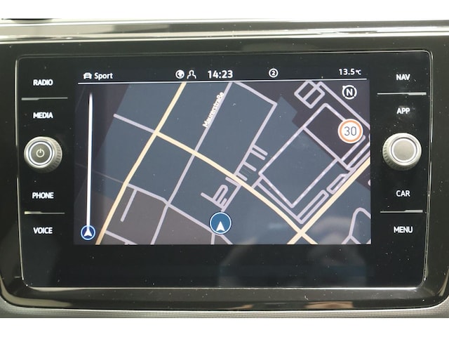 Volkswagen Touran 1.5 TSI DSG R-Line