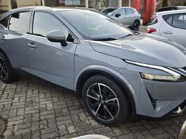 Nissan Qashqai AWD DIG-T Tekna
