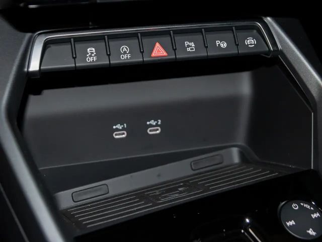 Audi A3 30 TFSI S-Tronic Sedan