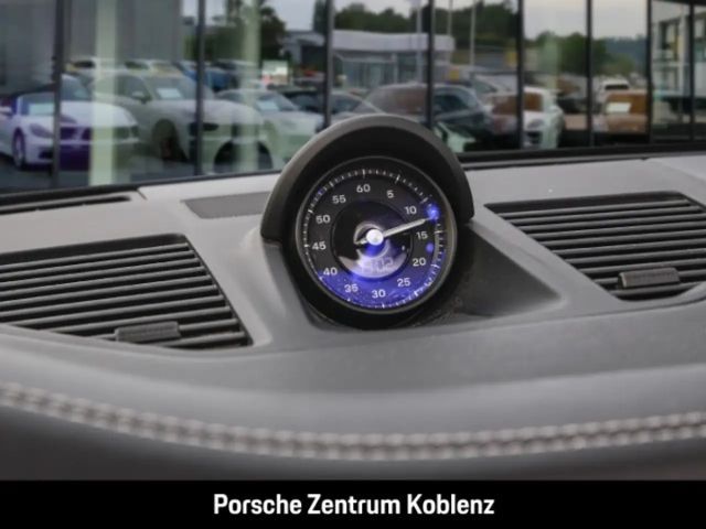 Porsche 992 Cabrio Carrera