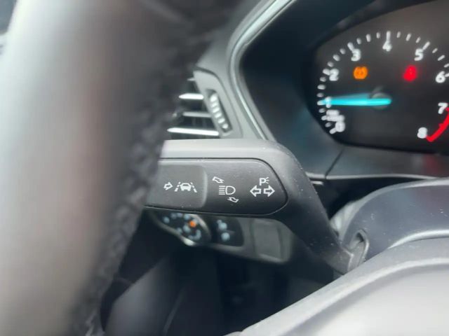 Ford Focus Titanium Wagon