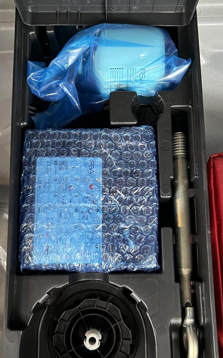 Opel Grandland X Grandland X Busi. Ed.*1,2-96kW*NAVI*SH*TEMP*EU6d