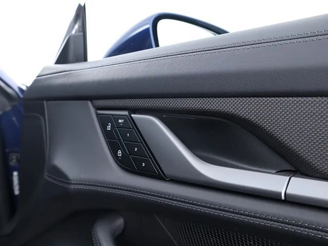 Porsche Taycan Performance Plus S Turbo