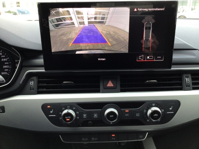 Audi A4 30 TDI Avant S-Tronic