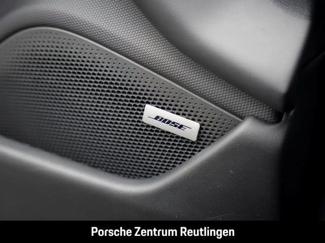 Porsche Taycan 4 Cross Turismo