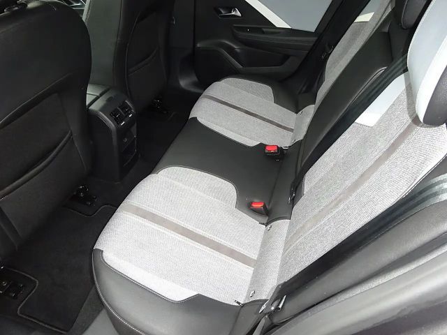 Opel Astra Elegance Turbo