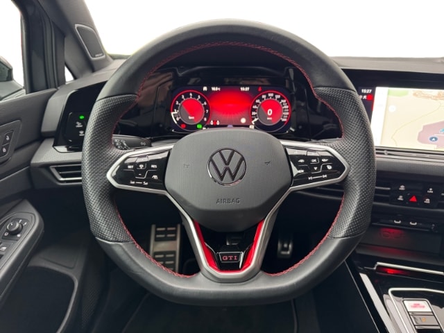 Volkswagen Golf 2.0 TSI DSG IQ.Drive