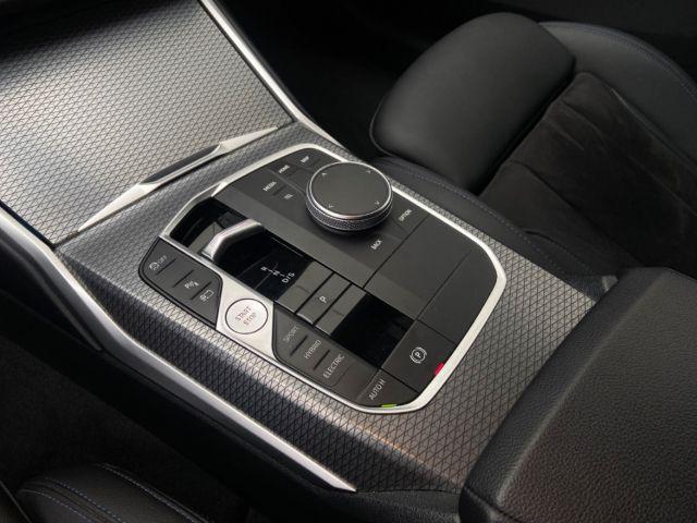 BMW 320 320e M-Sport Touring