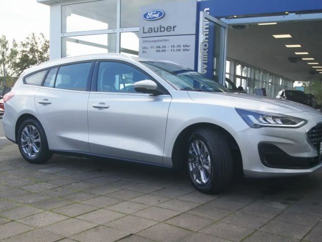 Ford Focus Titanium Wagon