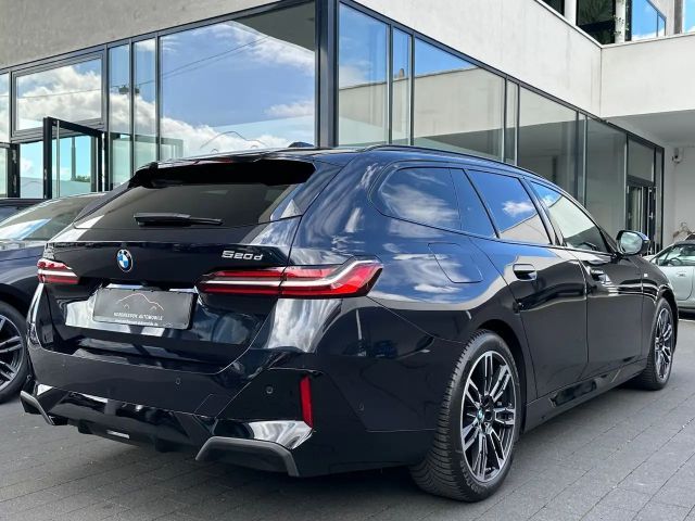 BMW 520 520d M-Sport Touring