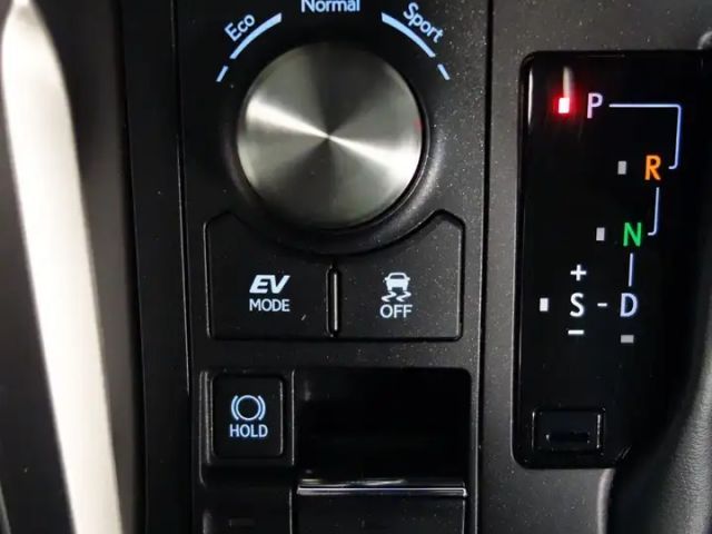 Lexus NX Hybrid Aut. *CARPLAY *ASSISTENZ *LENKRADHZG