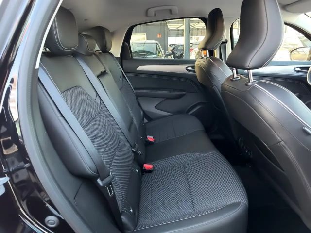 Renault Arkana TCe 140