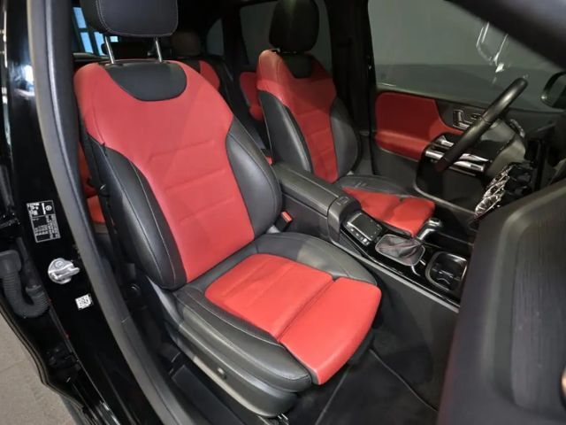 Mercedes-Benz B 200 AMG Line B 200 d