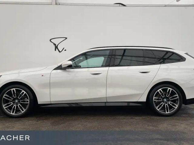 BMW 520 520d M-Sport Touring xDrive