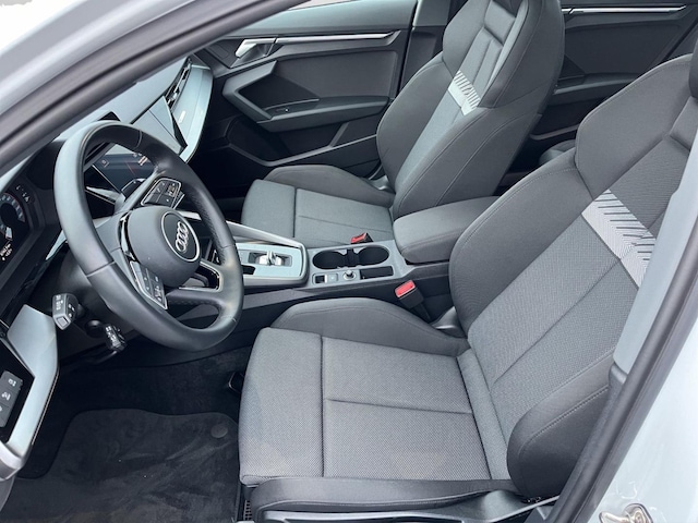 Audi A3 30 TFSI S-Tronic Sedan