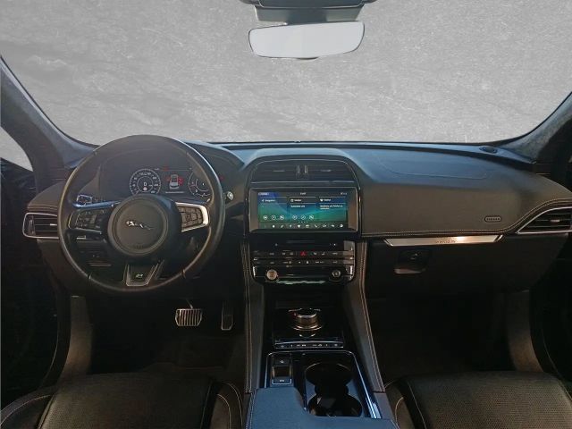 Jaguar F-Pace R-Sport