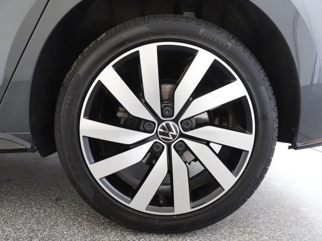 Volkswagen Touran DSG R-Line