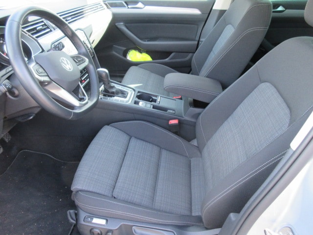 Volkswagen Passat 2.0 TDI DSG NAVI AHK LED KAMERA ACC ALU APS SITZHZ