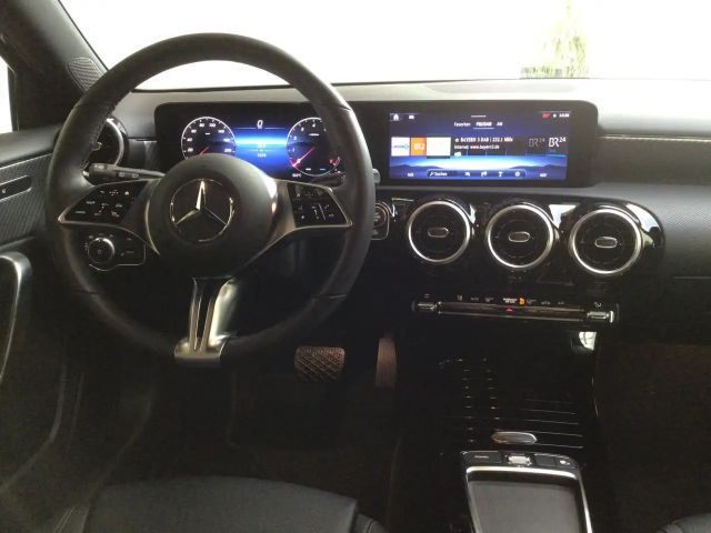 Mercedes-Benz A 180 Progressive