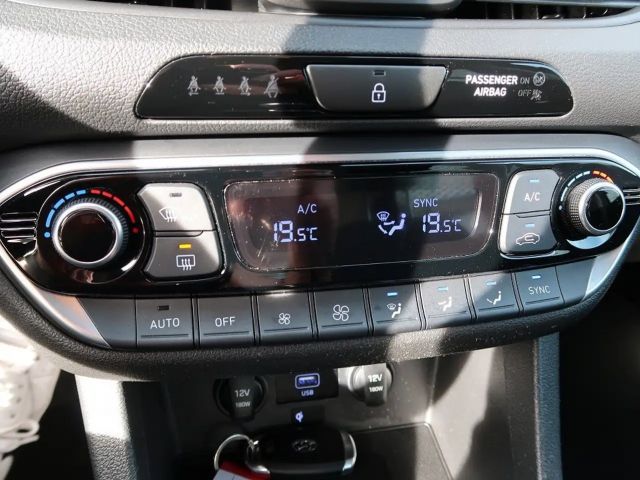 Hyundai i30 Hybrid Trend