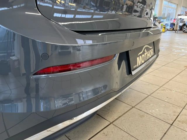 Volkswagen Golf 1.5 eTSI DSG Golf VIII