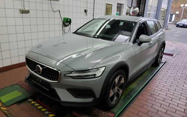 Volvo V60 Cross Country CC