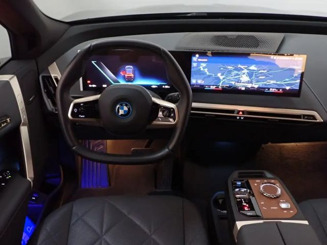 BMW iX xDrive50