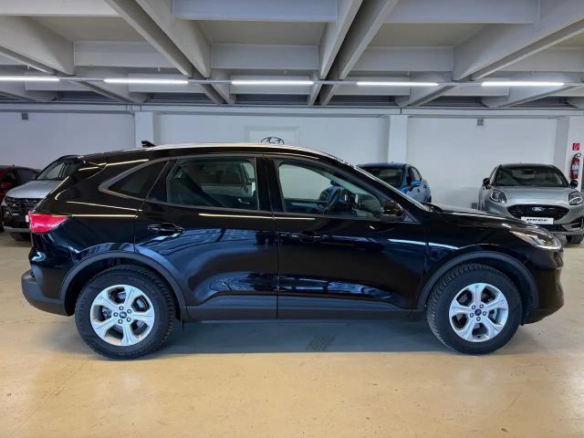 Ford Kuga AWD Cool & Connect