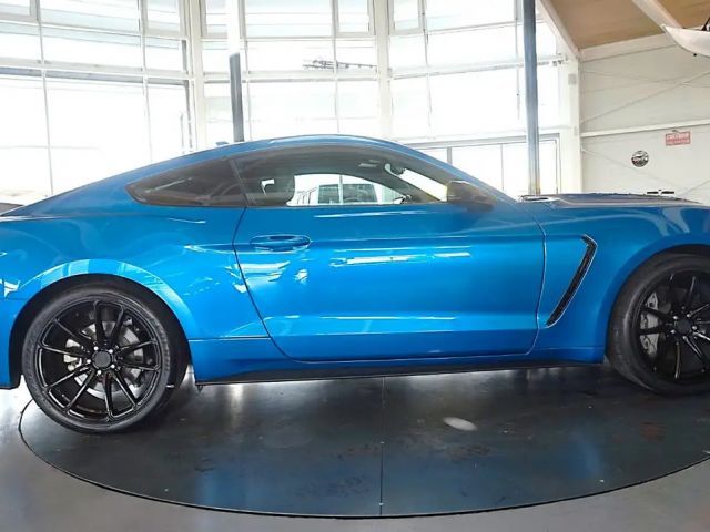 Ford Mustang GT 5.0 V8