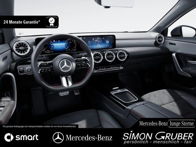 Mercedes-Benz A 180 AMG Line