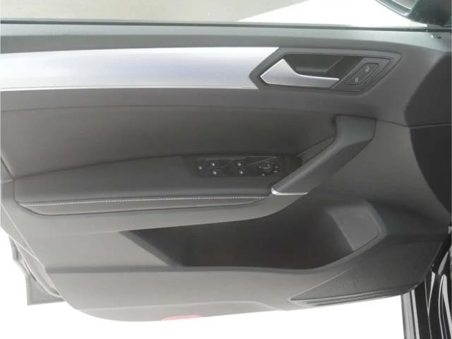 Volkswagen Touran 2.0 TDI DSG R-Line