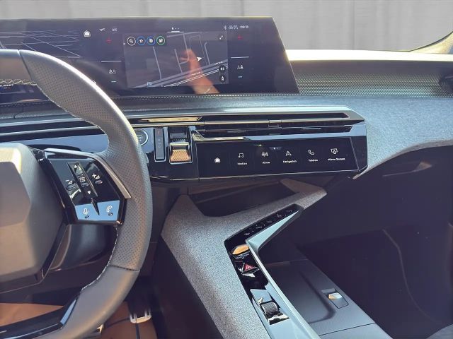 Peugeot E-3008 GT-Line