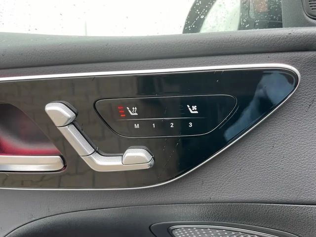 Mercedes-Benz C 200 4MATIC AVANTGARDE Sedan