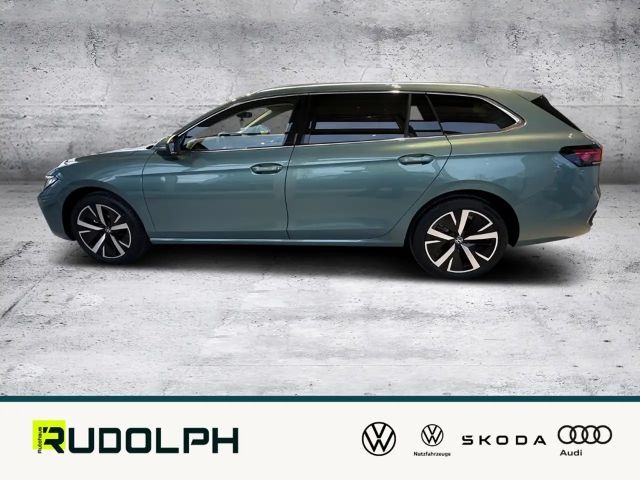 Volkswagen Passat 1.5 eTSI Business DSG