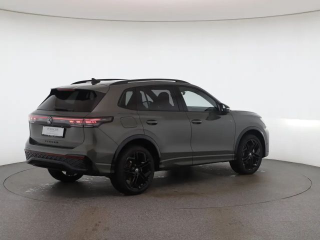 Volkswagen Tiguan 4Motion DSG R-Line