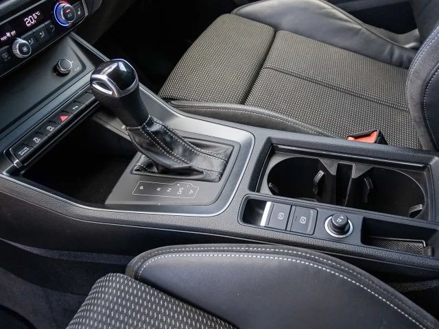 Audi Q3 35 TFSI S-Line S-Tronic