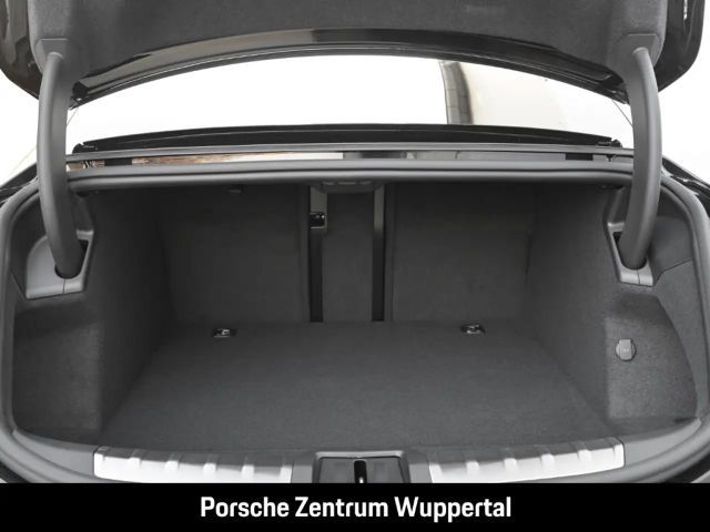 Porsche Taycan BOSE Luftfederung Rückfahrkamera LED