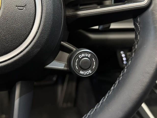 Porsche 911 4 Cabrio Targa