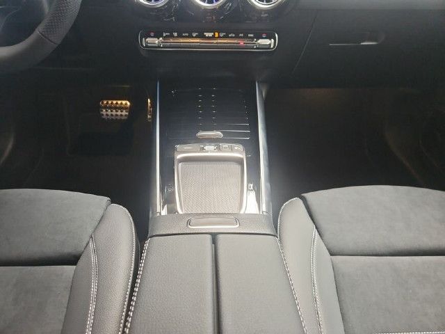 Mercedes-Benz GLA 250 4MATIC