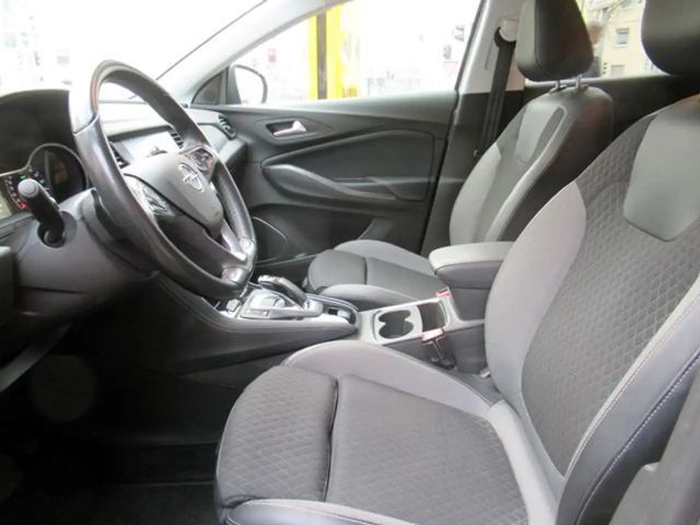 Opel Grandland X Hybrid