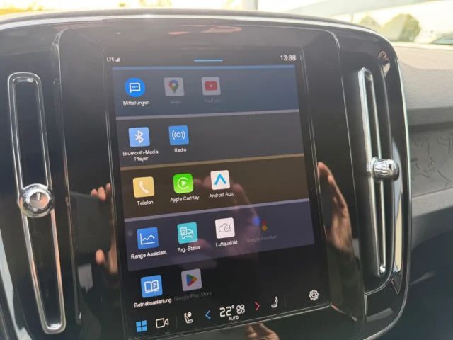 Volvo XC40 AWD Plus Recharge Twin Engine