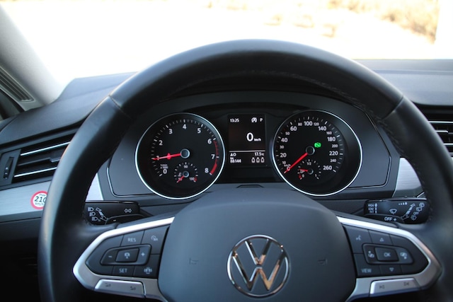 Volkswagen Passat 1.5 TSI DSG Variant