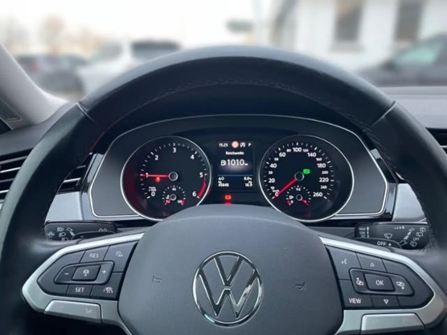 Volkswagen Passat 2.0 TDI Business DSG Variant