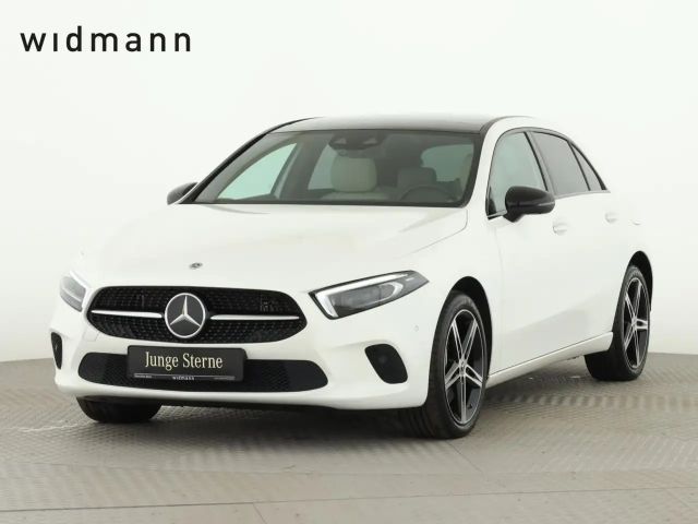 Mercedes-Benz A 250 A 250 e